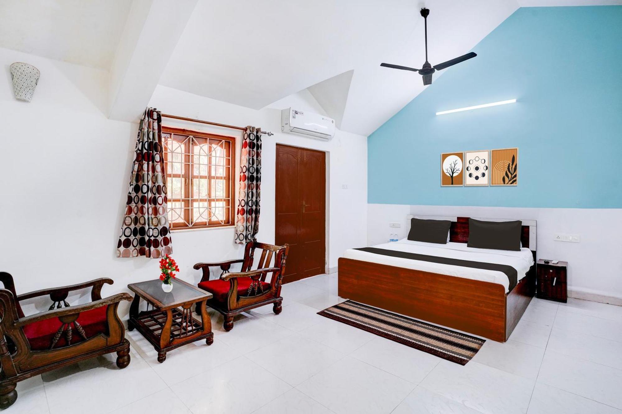 Oyo Flagship Triple Beach Guest House بيناوليم المظهر الخارجي الصورة
