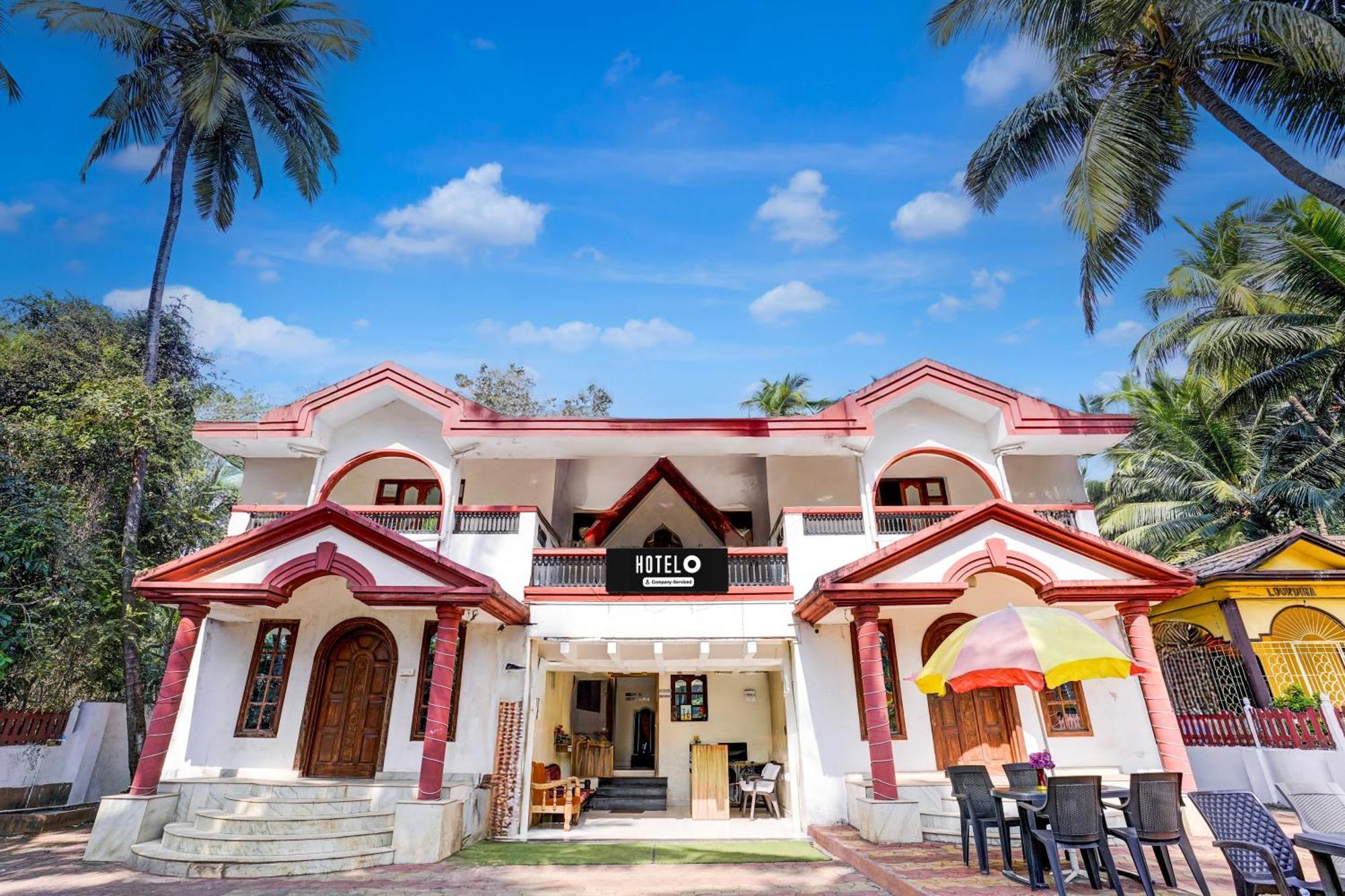 Oyo Flagship Triple Beach Guest House بيناوليم المظهر الخارجي الصورة